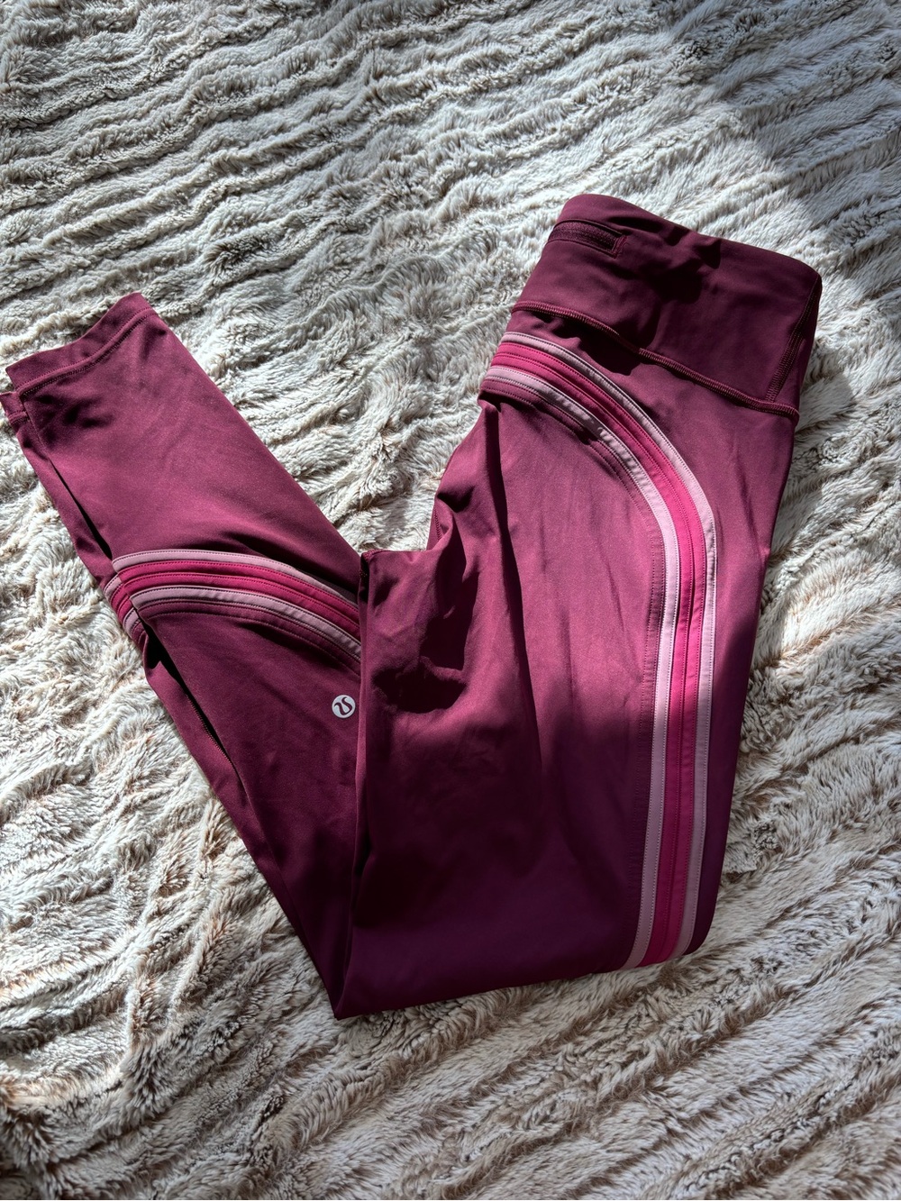 Lululemon special edition size 8